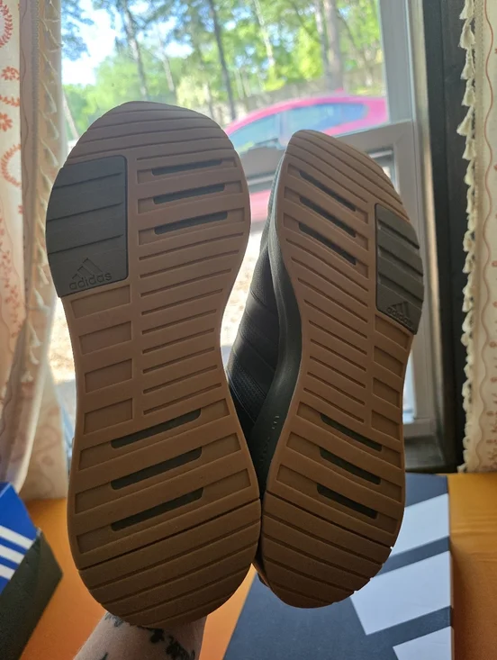 Brand New- Adidas Racer TR23. Mens Size 10.5 - Picture 6 of 7